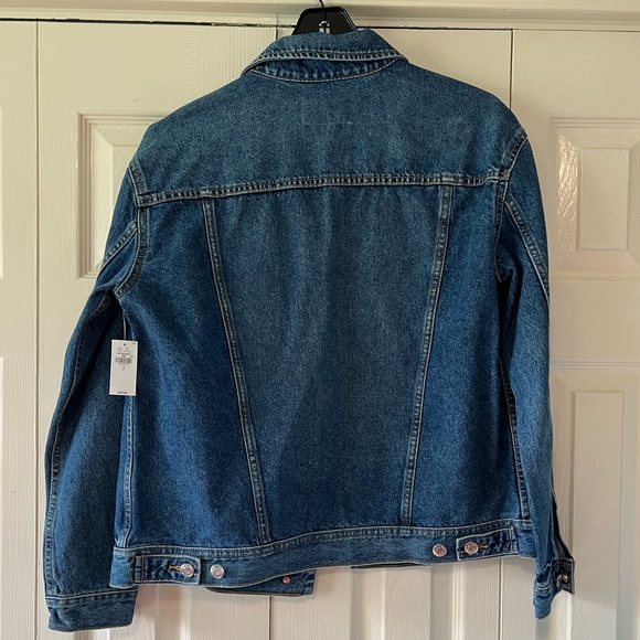 Old navy boyfriend style denim jacket size S - Picture 3 of 4